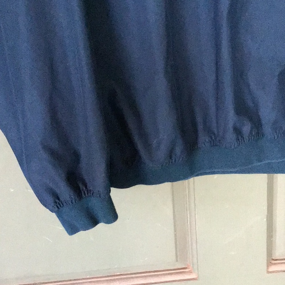 IZOD TRACK SUIT, SIZE JUNIOR S/M, WORN ONCE - Picture 3 of 11